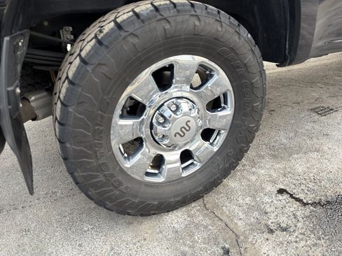 Used 2023 Ford F350 King Ranch w/ Chrome Package image 7