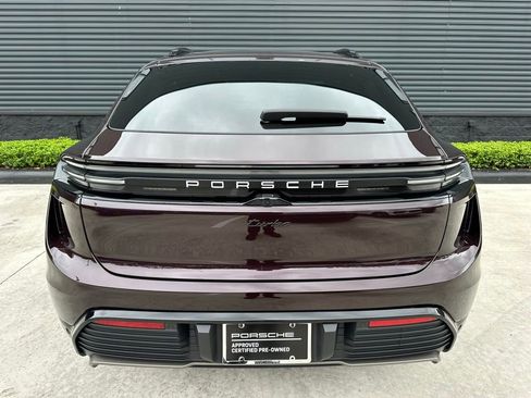 Certified 2024 Porsche Macan Turbo Electric w/ Premium Package AWD/4WD image 13