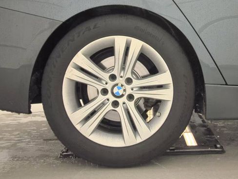 Used 2018 BMW 330i xDrive Wagon w/ Executive Package image 7