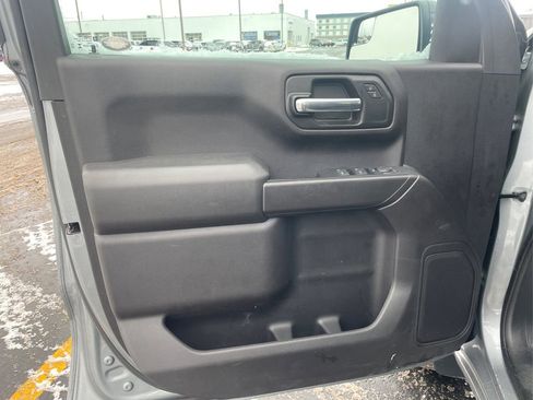 Used 2024 Chevrolet Silverado 1500 Custom Trail Boss w/ Dark Appearance Package image 20