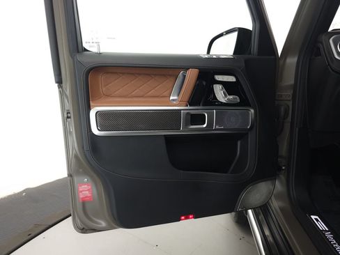 Used 2025 Mercedes-Benz G 580 w/ EQ Technology image 5