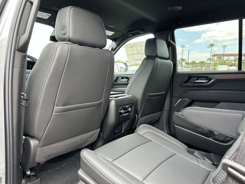 New 2026 GMC Yukon Denali w/ LPO, Floor Liner Package image 17