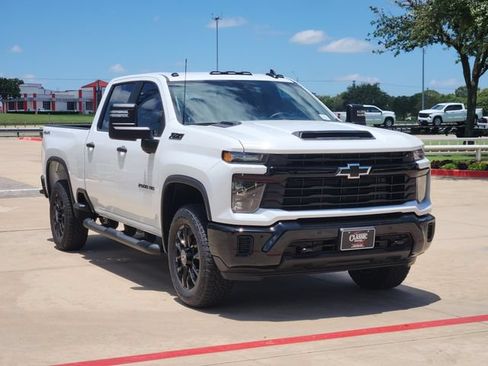 New 2026 Chevrolet Silverado 2500 Custom w/ Custom Value Package AWD/4WD image 2