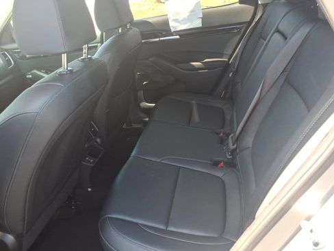 Used 2024 Kia Seltos SX w/ SX Sunroof Package AWD/4WD image 8