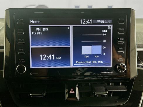 Used 2020 Toyota Corolla SE image 17