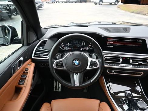 Used 2021 BMW X5 M50i w/ Dynamic Handling Package image 13