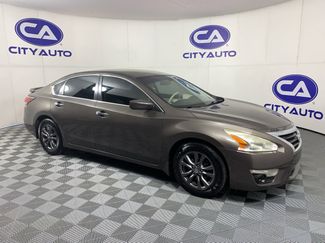 Used 2015 Nissan Altima 2.5 S w/ Sport Value Package video 1