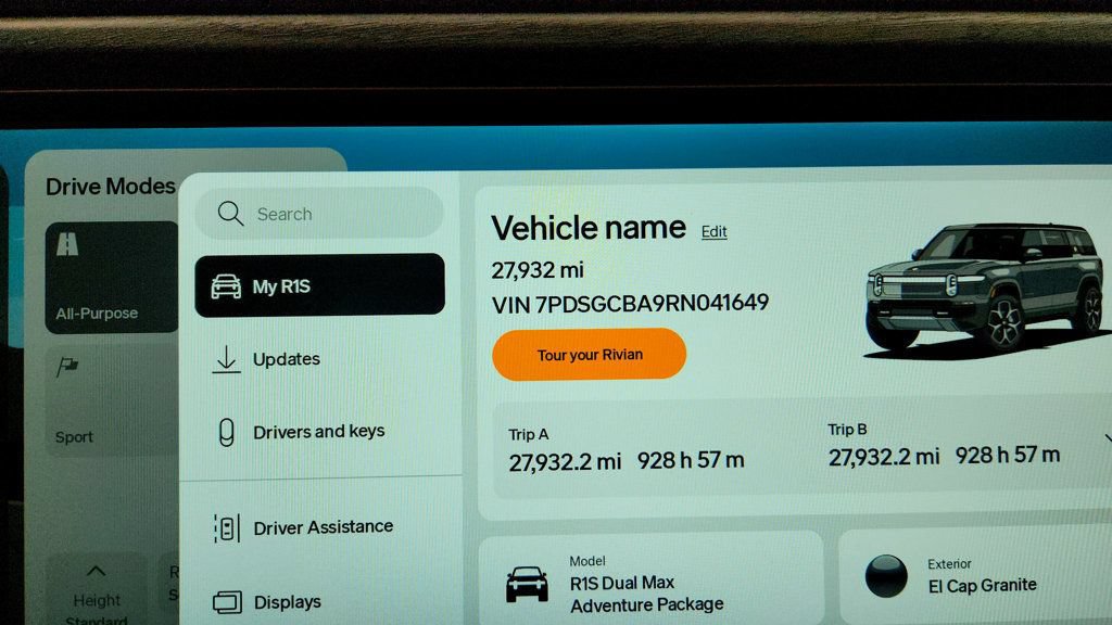 Used 2024 Rivian R1S Adventure Dual AWD/4WD image 16