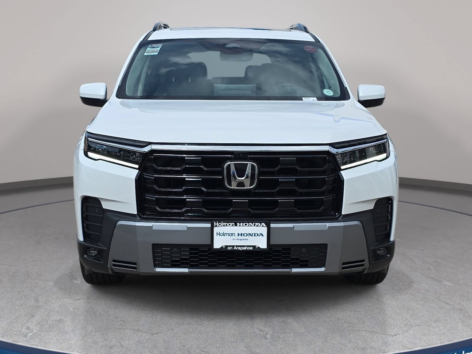 New 2026 Honda Pilot Touring image 2
