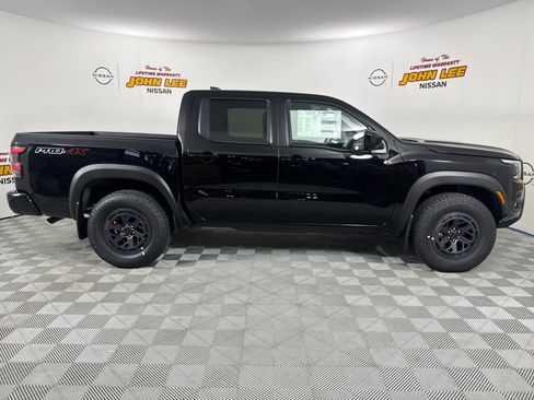 New 2025 Nissan Frontier PRO-4X image 7