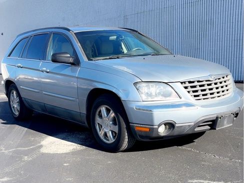 Used 2004 Chrysler Pacifica AWD w/ Smokers Group image 1