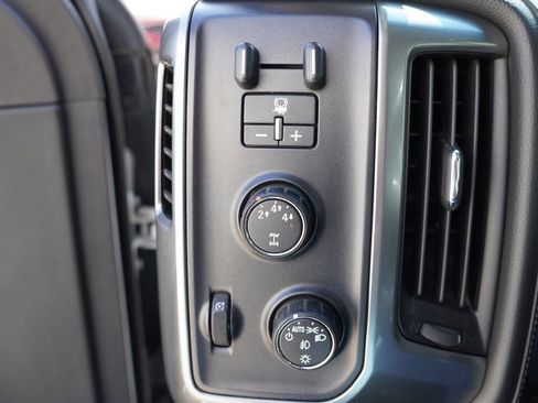 Used 2016 Chevrolet Silverado 2500 LTZ w/ LTZ Plus Package image 25