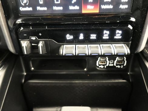 Used 2022 RAM 2500 Power Wagon AWD/4WD image 23