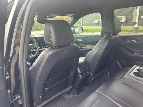 Used 2025 Chevrolet Equinox LT w/ Convenience Package II image 22