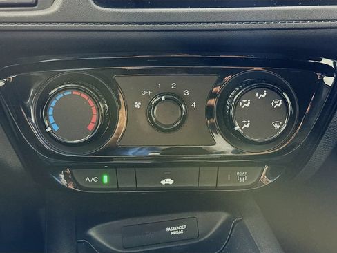 Certified 2019 Honda HR-V LX image 13
