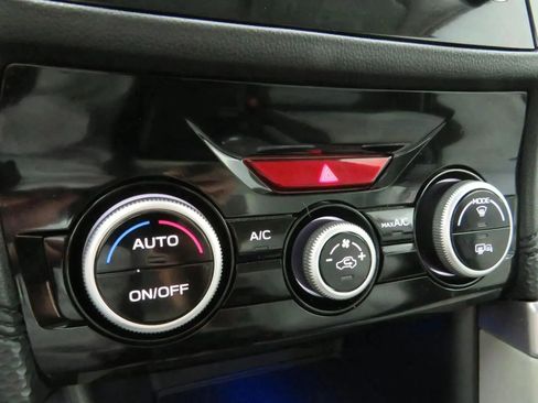 Used 2020 Subaru Forester Premium image 21