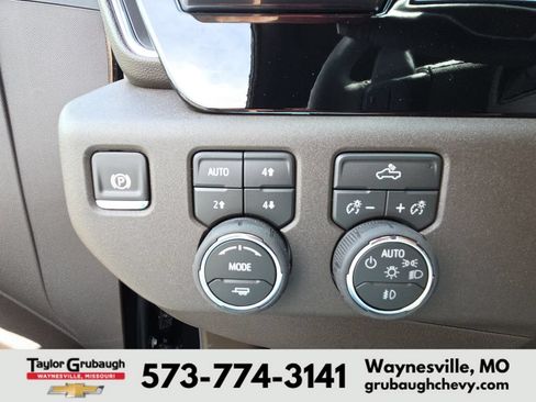 New 2026 Chevrolet Silverado 1500 RST w/ Convenience Package II AWD/4WD image 21