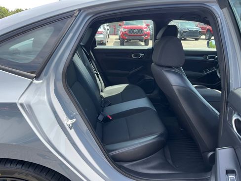 Used 2022 Honda Civic Sport image 31