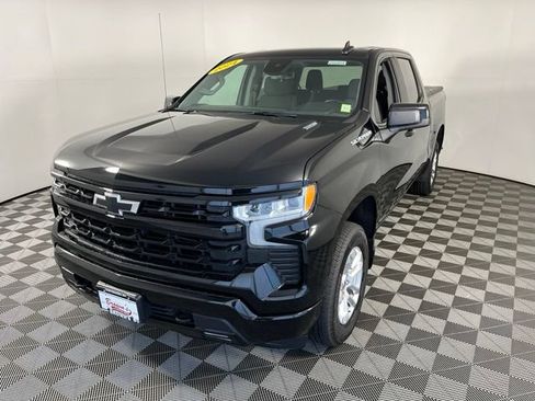 Used 2024 Chevrolet Silverado 1500 RST w/ Protection Package AWD/4WD image 3