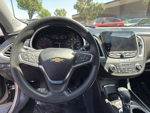 Used 2023 Chevrolet Malibu LT FWD image 10