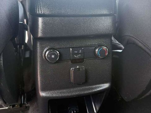 Used 2019 Ford Explorer XLT w/ Equipment Group 201A image 23