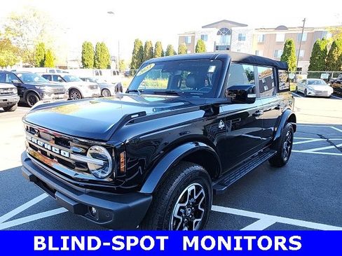 Used 2023 Ford Bronco Outer Banks image 7
