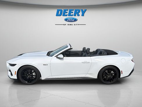 Used 2025 Ford Mustang GT Premium RWD image 11