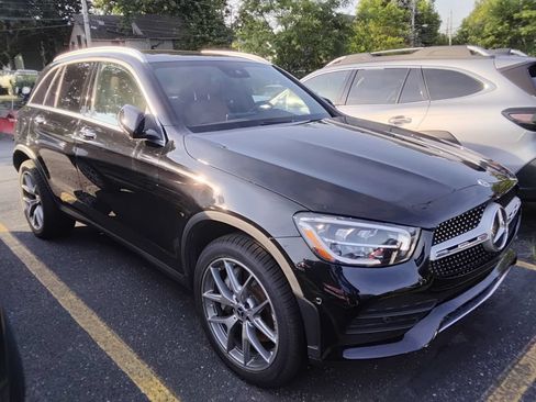 Used 2022 Mercedes-Benz GLC 300 4MATIC image 5