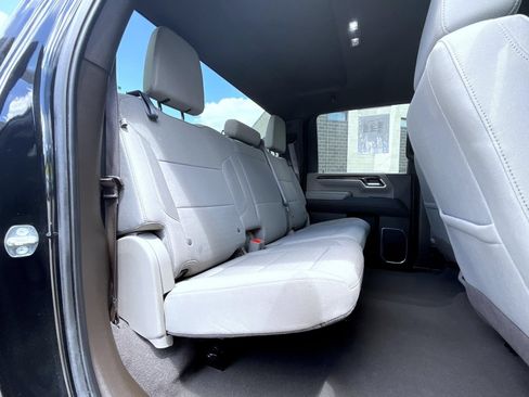 Used 2024 Chevrolet Silverado 2500 LT AWD/4WD image 21
