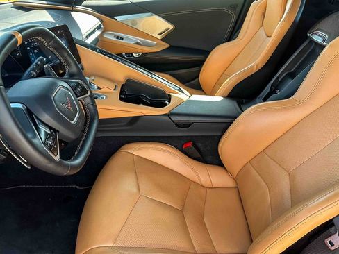 Certified 2024 Chevrolet Corvette Stingray Preferred Cpe image 12