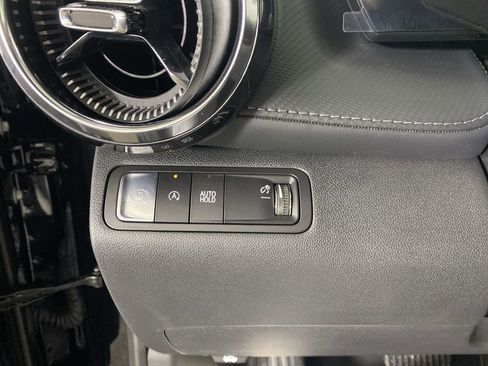 New 2026 Chevrolet Equinox LT w/ Convenience Package II image 19