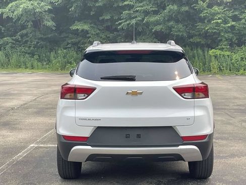 Certified 2023 Chevrolet TrailBlazer LT FWD image 5
