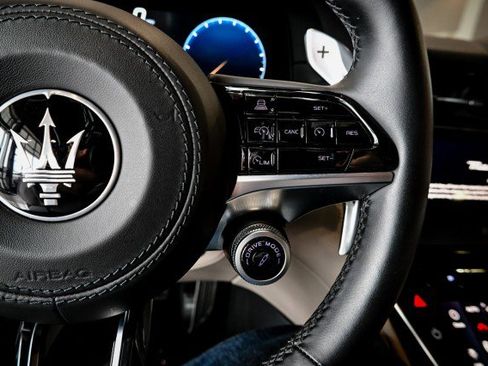 Used 2024 Maserati GranTurismo Modena image 31