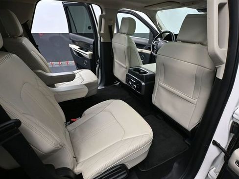 Used 2021 Ford Expedition Platinum image 52