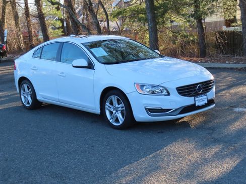 Used 2014 Volvo S60 T5 image 21