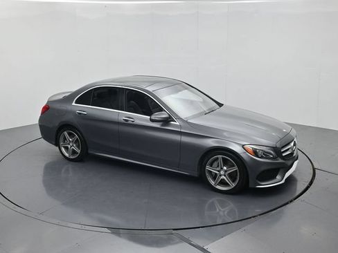 Used 2017 Mercedes-Benz C 300 4MATIC Sedan image 45