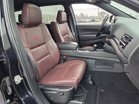 Used 2024 Dodge Durango GT image 12