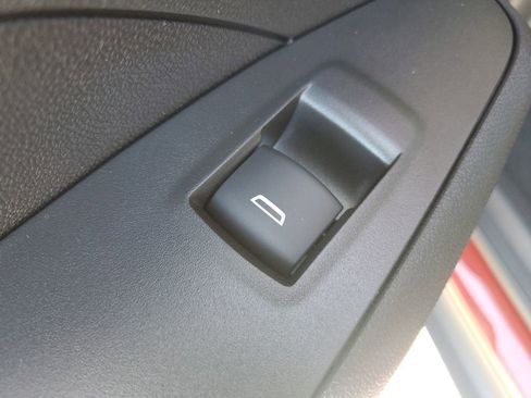 New 2026 Chevrolet Trax LT image 16