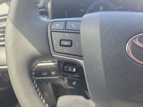 Certified 2025 Toyota Camry SE w/ Convenience Package FWD image 24