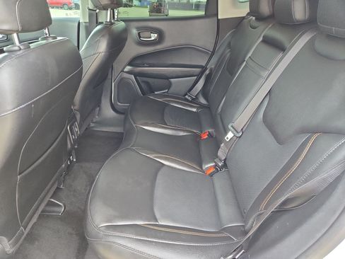 Used 2019 Jeep Compass Limited w/ Safety & Security Group AWD/4WD image 26