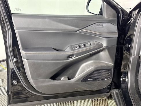 New 2026 Jeep Cherokee Overland w/ Trailer Tow Group image 10