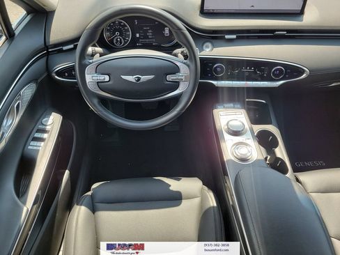 Used 2025 Genesis GV70 2.5T AWD/4WD image 7