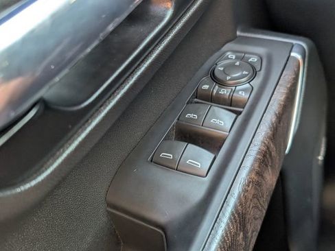 Used 2020 GMC Sierra 2500 Denali w/ Denali Ultimate Package image 32