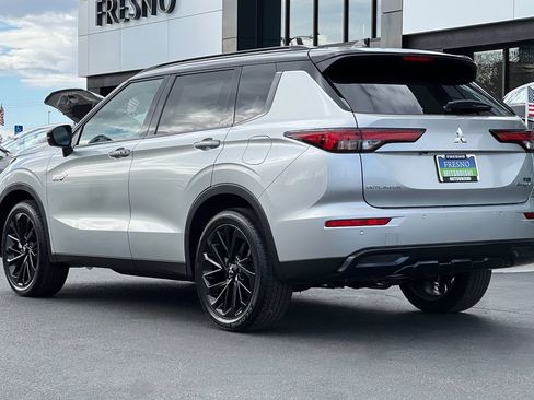 New 2025 Mitsubishi Outlander SEL Black Edition image 7