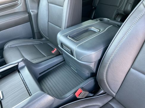 Used 2022 GMC Yukon Denali image 21