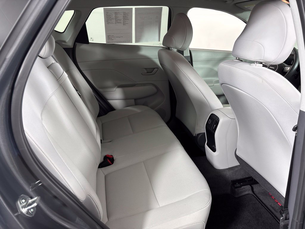 Used 2024 Hyundai Kona SEL AWD/4WD image 16