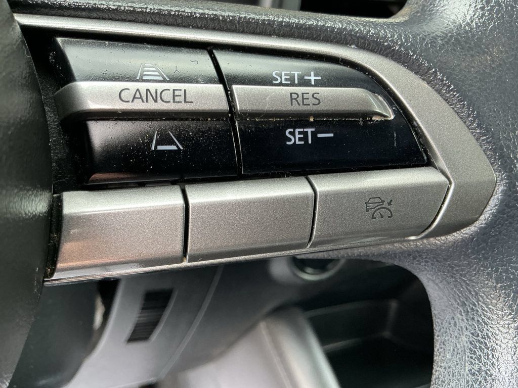 Used 2021 MAZDA MAZDA3 s FWD image 25