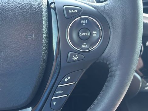 Used 2018 Honda Pilot Elite image 21
