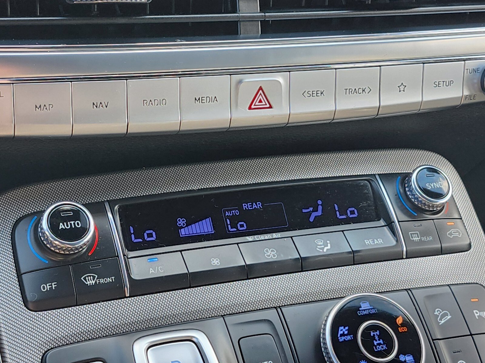 Used 2020 Hyundai Palisade Limited AWD/4WD image 23