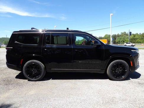 New 2026 Jeep Grand Wagoneer Limited AWD/4WD image 5